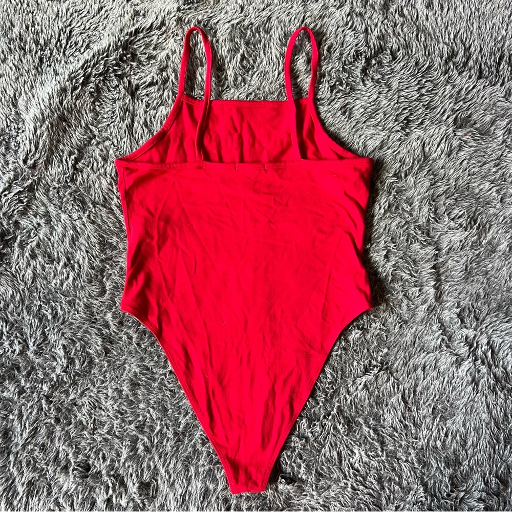 Forever 21 "Influencer" Red Bodysuit - Picture 3 of 6
